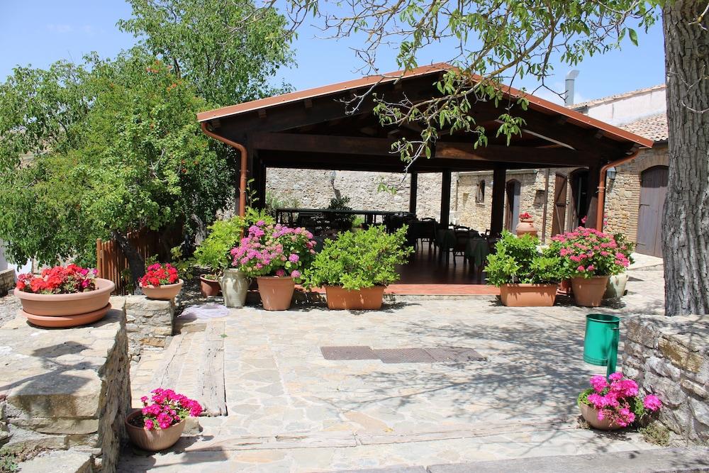 Agriturismo Sant'Agata Piana Degli Albanesi Eksteriør bilde