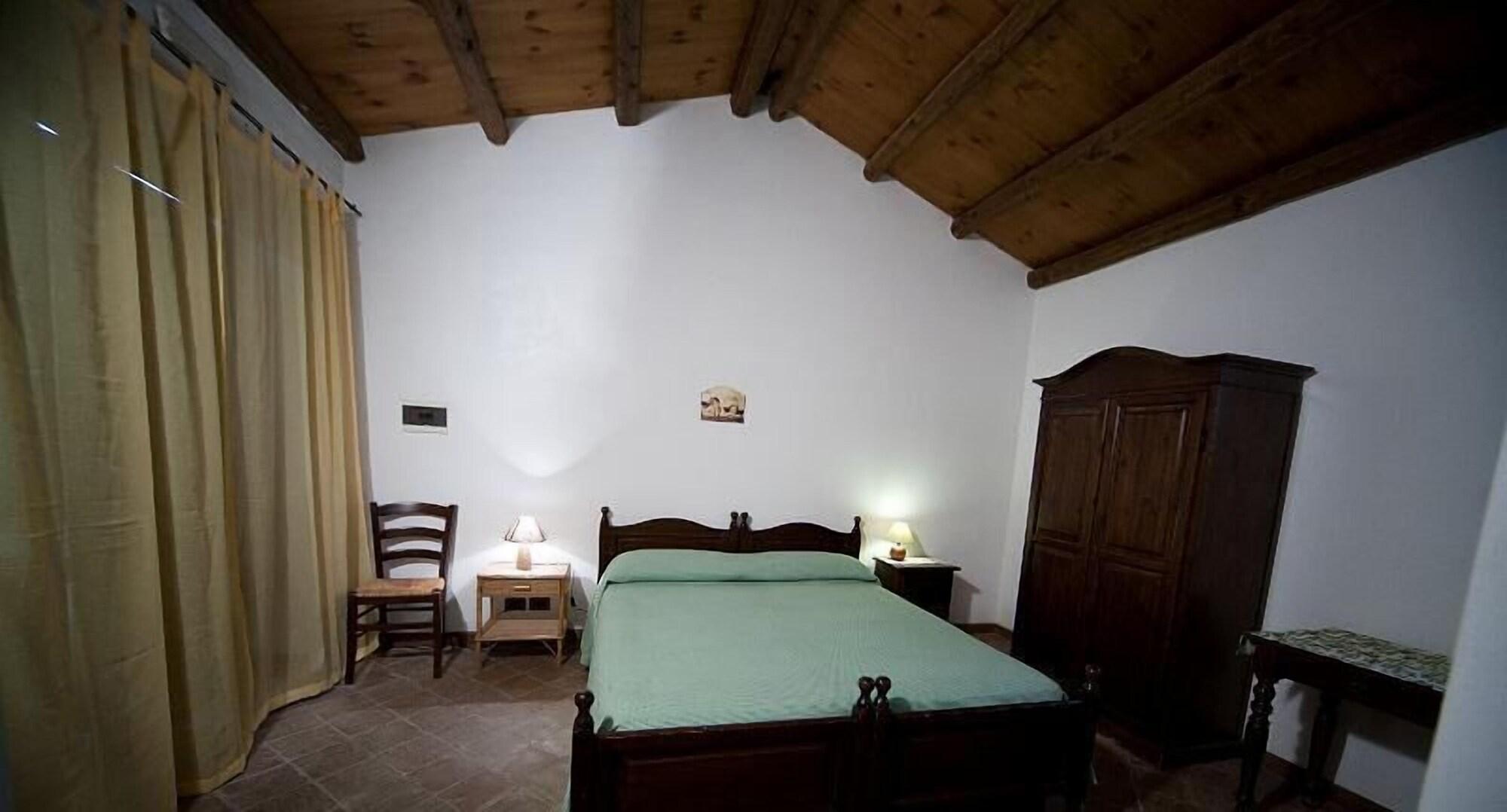 Agriturismo Sant'Agata Piana Degli Albanesi Eksteriør bilde
