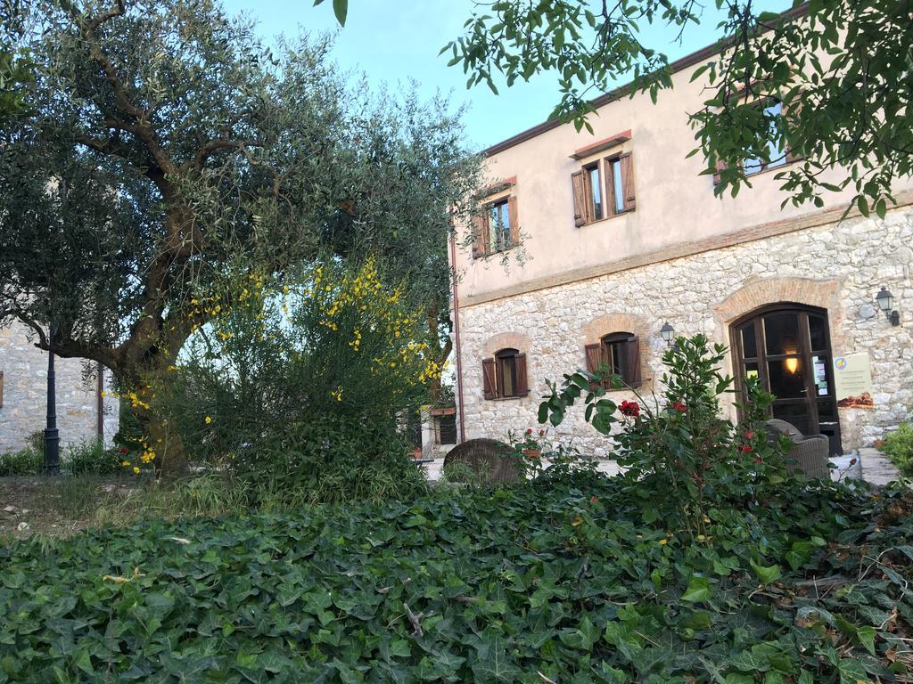 Agriturismo Sant'Agata Piana Degli Albanesi Eksteriør bilde