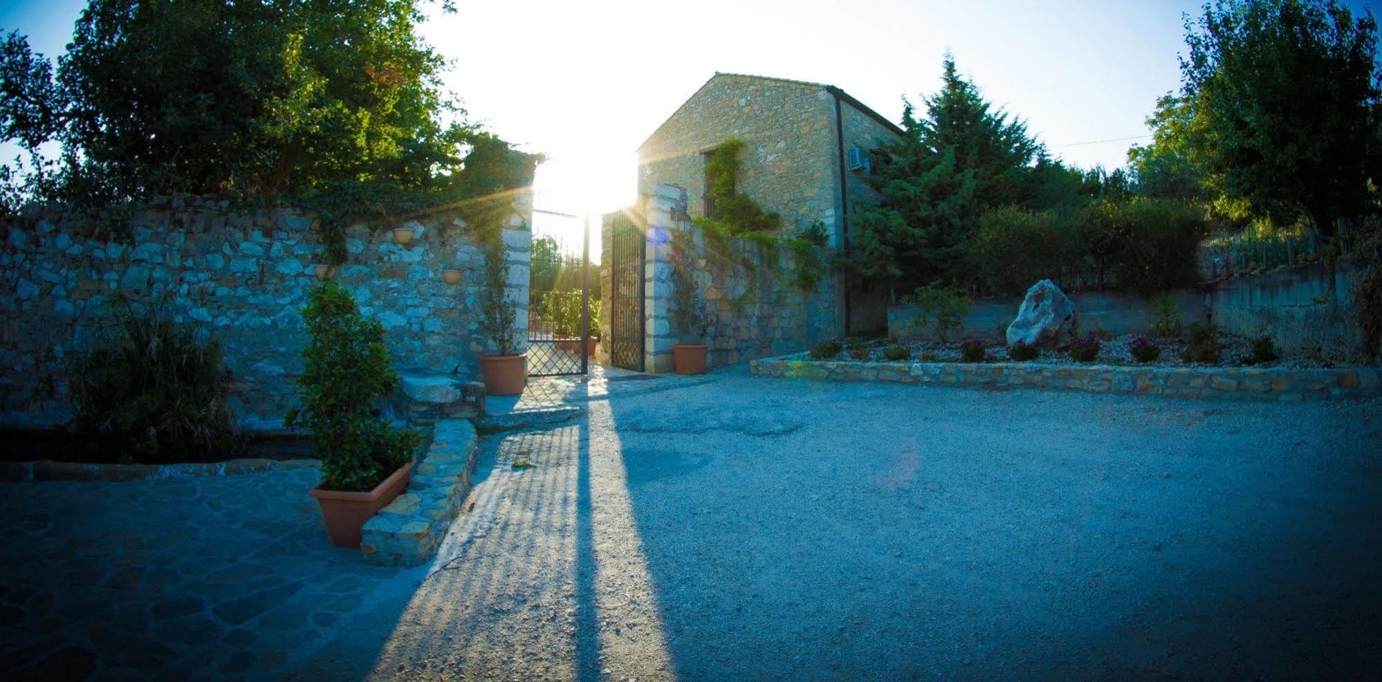 Agriturismo Sant'Agata Piana Degli Albanesi Eksteriør bilde