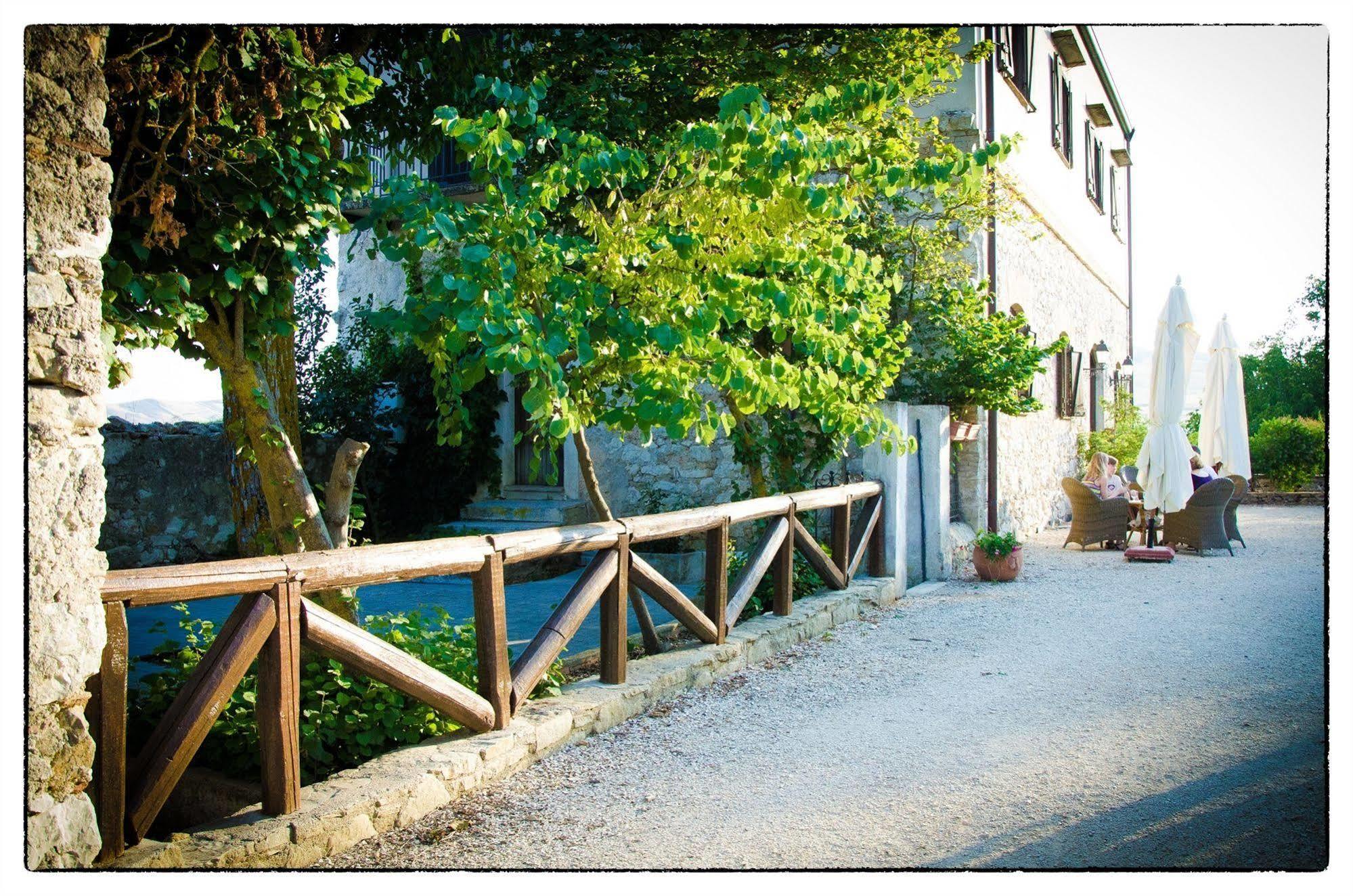 Agriturismo Sant'Agata Piana Degli Albanesi Eksteriør bilde