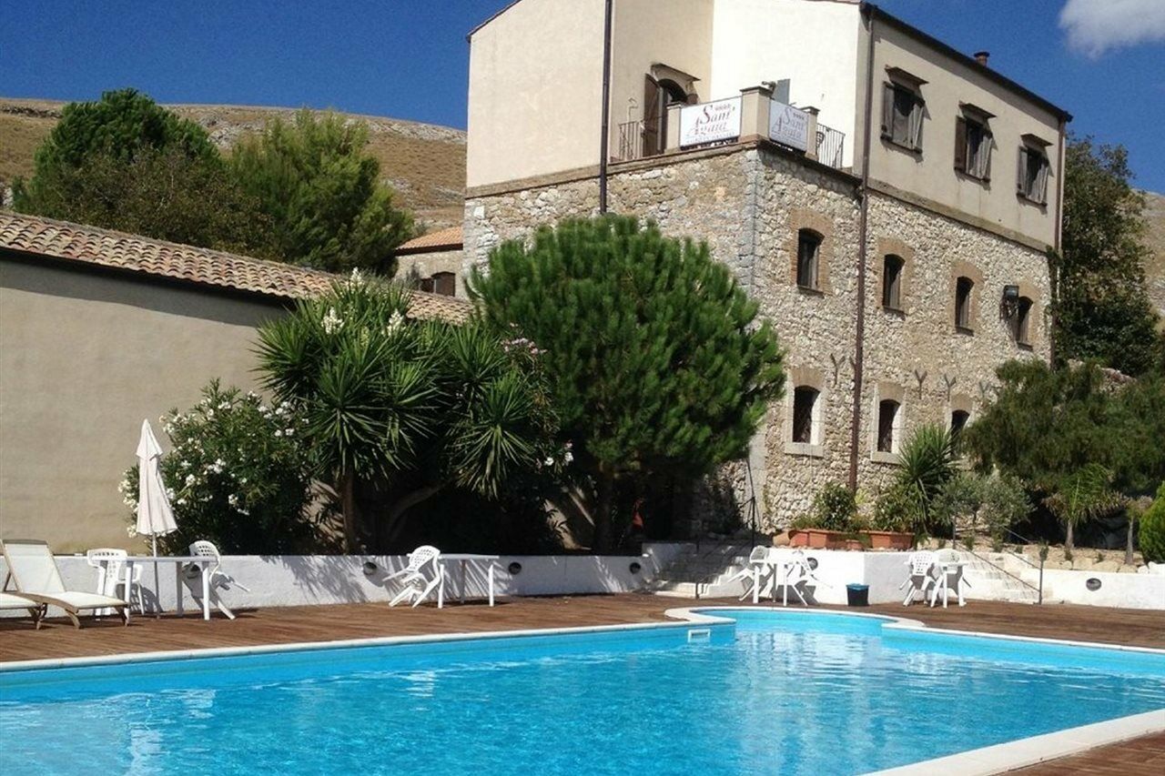 Agriturismo Sant'Agata Piana Degli Albanesi Eksteriør bilde