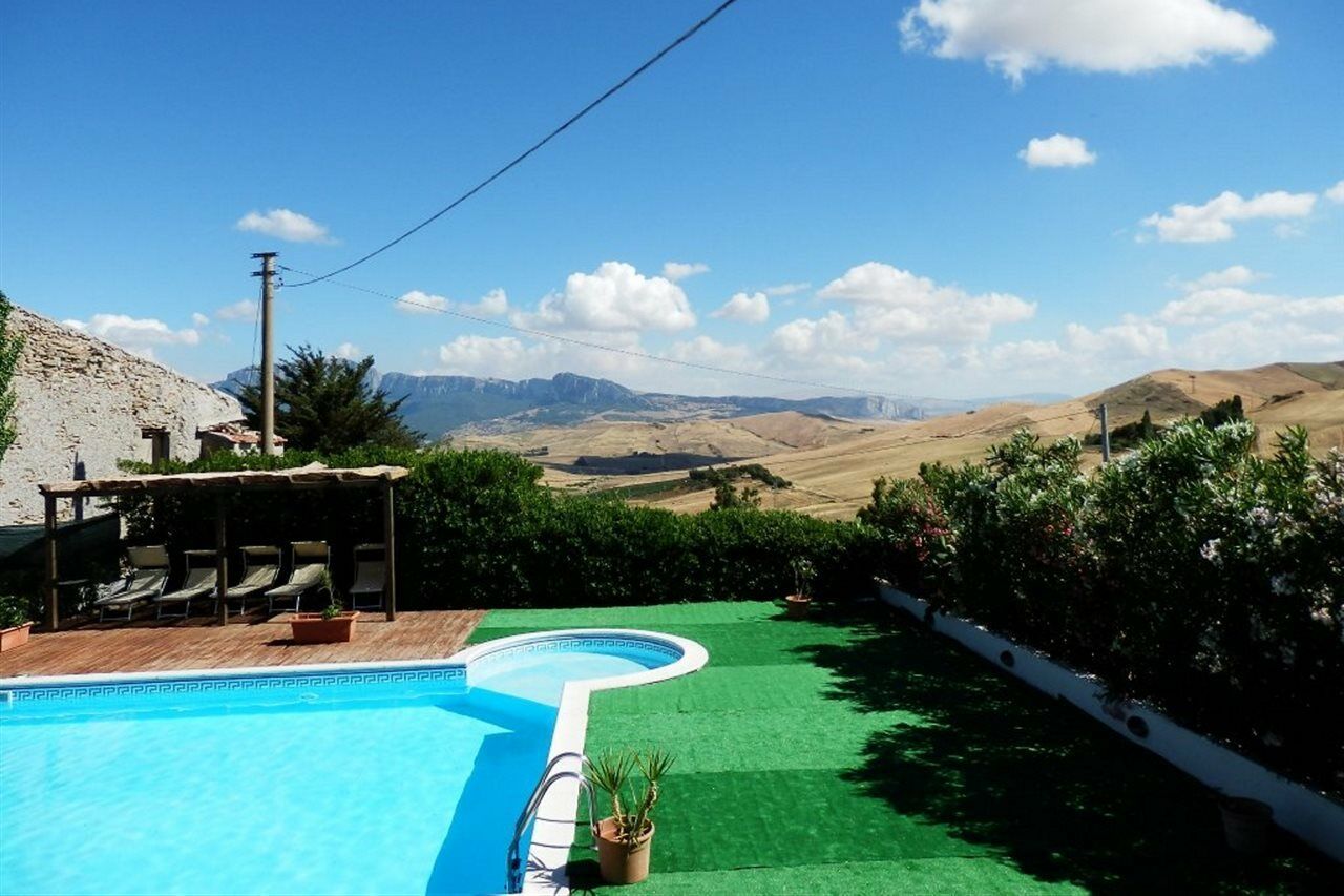 Agriturismo Sant'Agata Piana Degli Albanesi Eksteriør bilde
