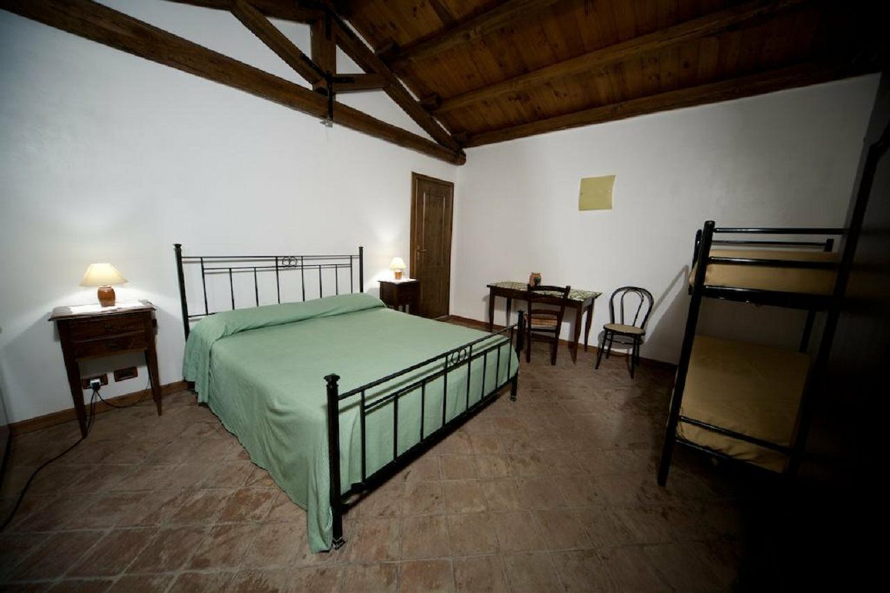 Agriturismo Sant'Agata Piana Degli Albanesi Eksteriør bilde